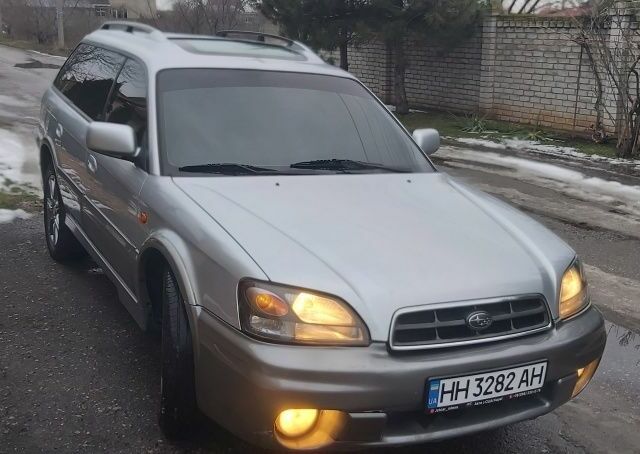 Сірий Субару Аутбек, об'ємом двигуна 2.5 л та пробігом 300 тис. км за 3500 $, фото 5 на Automoto.ua