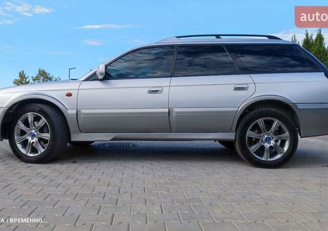 Субару Аутбек 2002 у Одесі на Automoto.ua Сірий Субару Аутбек, об'ємом двигуна 2.5 л та пробігом 330 тис. км за 4950 $, фото 8 на Automoto.ua