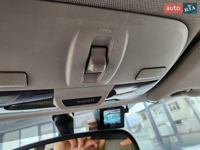 Сірий Субару Аутбек, об'ємом двигуна 3 л та пробігом 365 тис. км за 5050 $, фото 13 на Automoto.ua