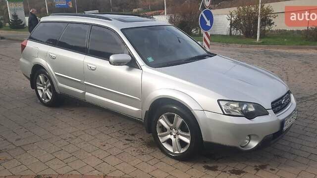 Серый Субару Аутбек, объемом двигателя 3 л и пробегом 200 тыс. км за 5500 $, фото 4 на Automoto.ua