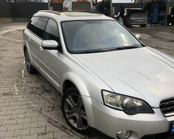 Серый Субару Аутбек, объемом двигателя 3 л и пробегом 280 тыс. км за 6000 $, фото 1 на Automoto.ua
