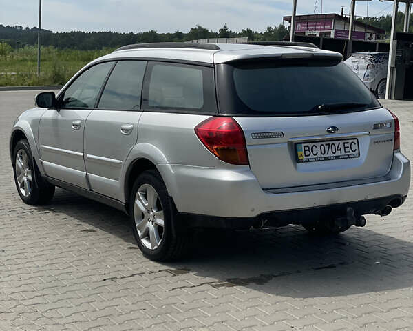 Серый Субару Аутбек, объемом двигателя 3 л и пробегом 361 тыс. км за 6300 $, фото 5 на Automoto.ua