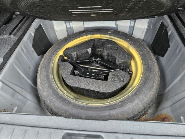 Серый Субару Аутбек, объемом двигателя 2 л и пробегом 350 тыс. км за 2400 $, фото 18 на Automoto.ua