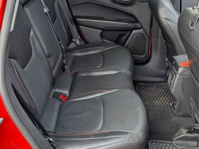 Серый Субару Аутбек, объемом двигателя 3 л и пробегом 220 тыс. км за 1806 $, фото 3 на Automoto.ua