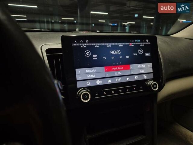 Серый Субару Аутбек, объемом двигателя 3 л и пробегом 160 тыс. км за 6900 $, фото 15 на Automoto.ua
