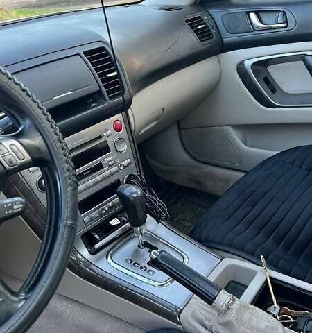 Сірий Субару Аутбек, об'ємом двигуна 2.96 л та пробігом 238 тис. км за 4300 $, фото 20 на Automoto.ua