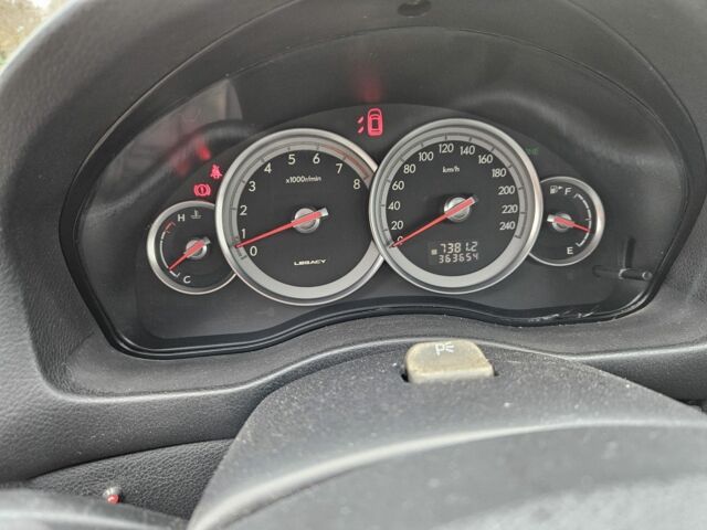 Серый Субару Аутбек, объемом двигателя 2 л и пробегом 350 тыс. км за 2400 $, фото 14 на Automoto.ua