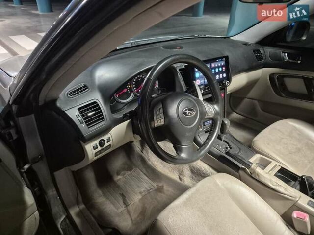 Серый Субару Аутбек, объемом двигателя 3 л и пробегом 160 тыс. км за 6900 $, фото 14 на Automoto.ua