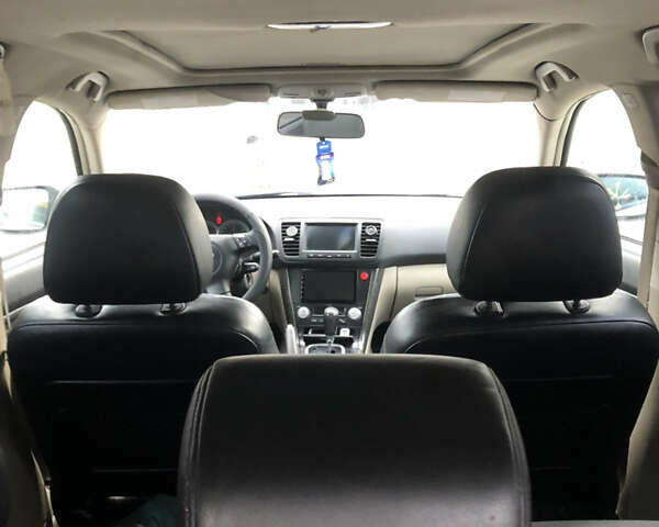 Серый Субару Аутбек, объемом двигателя 3 л и пробегом 280 тыс. км за 6000 $, фото 9 на Automoto.ua