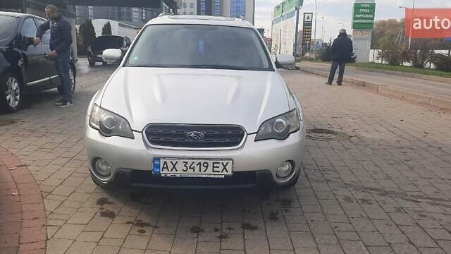 Серый Субару Аутбек, объемом двигателя 3 л и пробегом 200 тыс. км за 5500 $, фото 3 на Automoto.ua