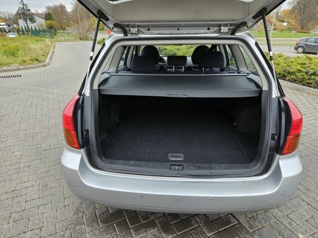 Серый Субару Аутбек, объемом двигателя 2 л и пробегом 350 тыс. км за 2400 $, фото 17 на Automoto.ua