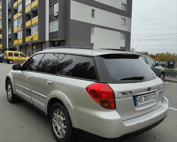 Сірий Субару Аутбек, об'ємом двигуна 2.46 л та пробігом 375 тис. км за 6000 $, фото 5 на Automoto.ua