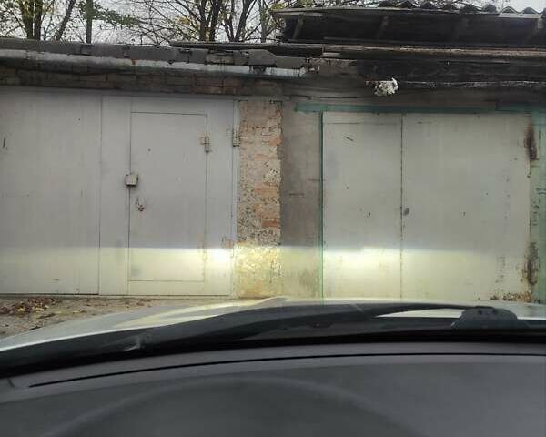 Сірий Субару Аутбек, об'ємом двигуна 2.46 л та пробігом 375 тис. км за 6000 $, фото 31 на Automoto.ua