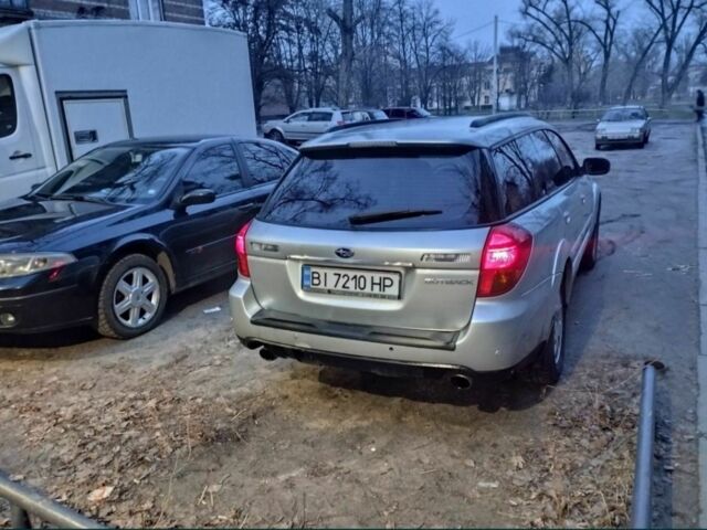Серый Субару Аутбек, объемом двигателя 2.5 л и пробегом 319 тыс. км за 5500 $, фото 2 на Automoto.ua