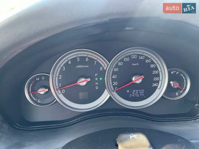Сірий Субару Аутбек, об'ємом двигуна 2.5 л та пробігом 250 тис. км за 6000 $, фото 4 на Automoto.ua