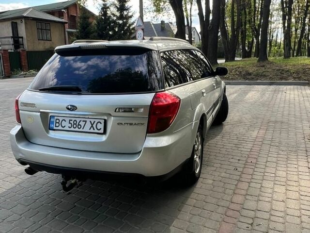 Сірий Субару Аутбек, об'ємом двигуна 2.5 л та пробігом 212 тис. км за 3900 $, фото 3 на Automoto.ua