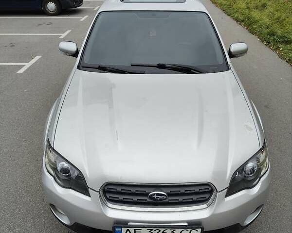 Сірий Субару Аутбек, об'ємом двигуна 2.46 л та пробігом 375 тис. км за 6000 $, фото 7 на Automoto.ua