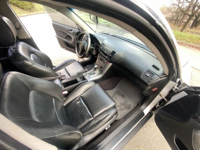 Сірий Субару Аутбек, об'ємом двигуна 2.5 л та пробігом 350 тис. км за 4800 $, фото 9 на Automoto.ua