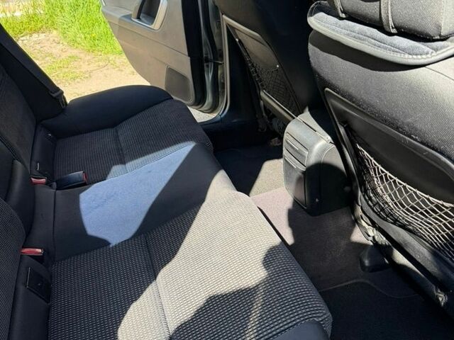 Серый Субару Аутбек, объемом двигателя 2.46 л и пробегом 287 тыс. км за 3900 $, фото 11 на Automoto.ua