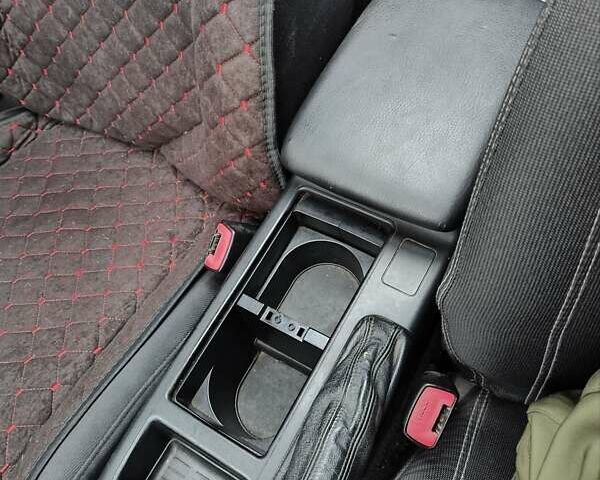 Сірий Субару Аутбек, об'ємом двигуна 2.46 л та пробігом 375 тис. км за 6000 $, фото 18 на Automoto.ua