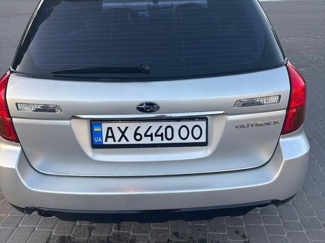 Серый Субару Аутбек, объемом двигателя 3 л и пробегом 270 тыс. км за 7100 $, фото 3 на Automoto.ua