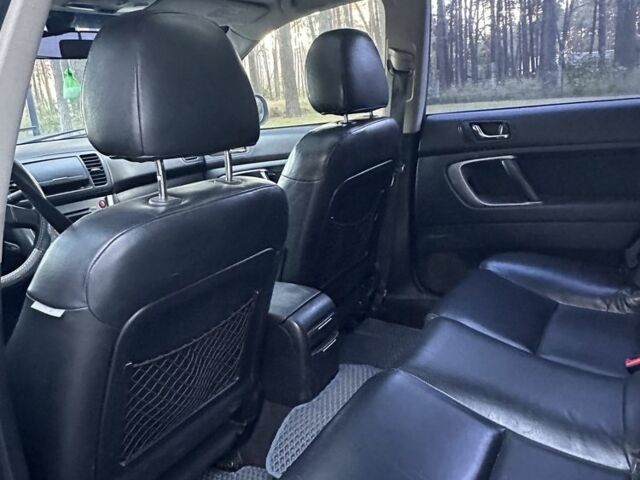 Сірий Субару Аутбек, об'ємом двигуна 2.5 л та пробігом 310 тис. км за 4700 $, фото 10 на Automoto.ua