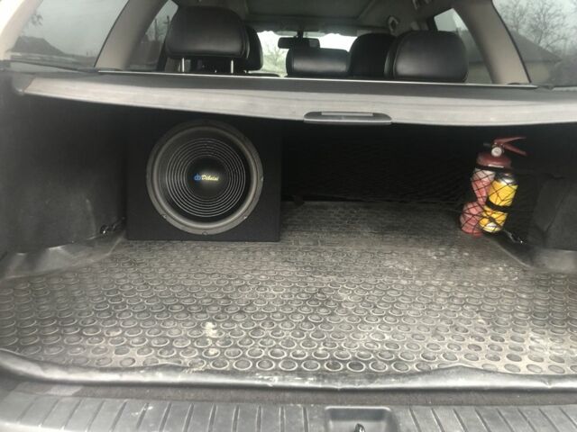 Сірий Субару Аутбек, об'ємом двигуна 2.5 л та пробігом 322 тис. км за 6700 $, фото 5 на Automoto.ua