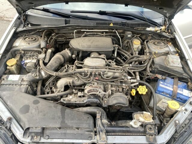 Сірий Субару Аутбек, об'ємом двигуна 2.5 л та пробігом 350 тис. км за 4800 $, фото 11 на Automoto.ua