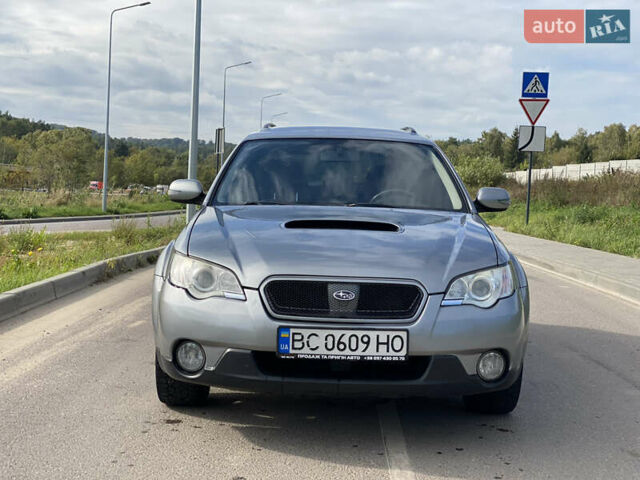 Серый Субару Аутбек, объемом двигателя 2.5 л и пробегом 316 тыс. км за 5400 $, фото 2 на Automoto.ua