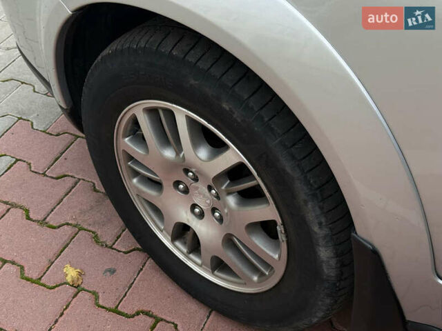 Сірий Субару Аутбек, об'ємом двигуна 2.46 л та пробігом 244 тис. км за 5500 $, фото 16 на Automoto.ua