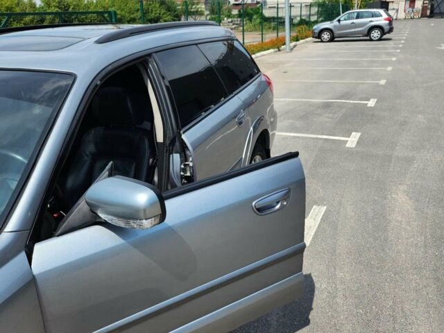 Сірий Субару Аутбек, об'ємом двигуна 2.46 л та пробігом 302 тис. км за 6700 $, фото 6 на Automoto.ua