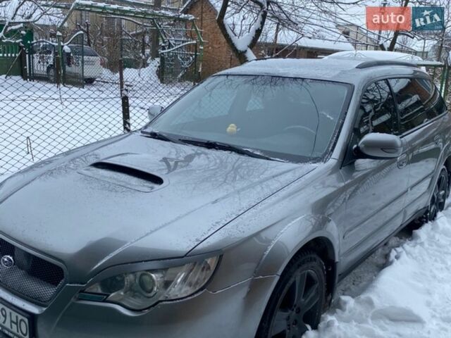 Серый Субару Аутбек, объемом двигателя 2.5 л и пробегом 330 тыс. км за 5500 $, фото 5 на Automoto.ua