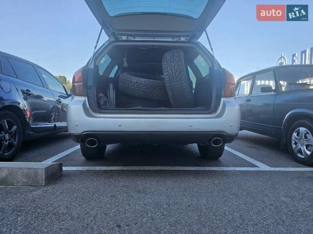 Сірий Субару Аутбек, об'ємом двигуна 2.4 л та пробігом 307 тис. км за 5800 $, фото 31 на Automoto.ua