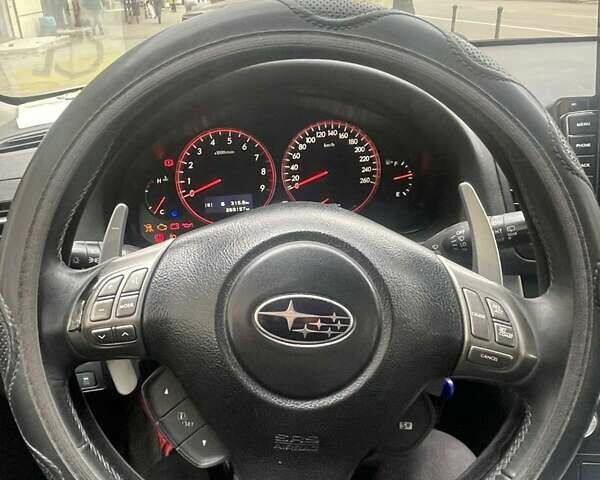 Серый Субару Аутбек, объемом двигателя 3 л и пробегом 269 тыс. км за 6300 $, фото 10 на Automoto.ua