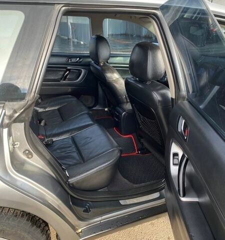 Сірий Субару Аутбек, об'ємом двигуна 2.4 л та пробігом 300 тис. км за 6000 $, фото 17 на Automoto.ua