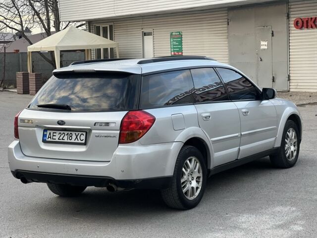 Серый Субару Аутбек, объемом двигателя 2.5 л и пробегом 310 тыс. км за 6500 $, фото 4 на Automoto.ua