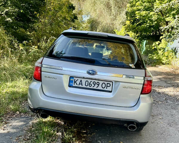 Сірий Субару Аутбек, об'ємом двигуна 2.5 л та пробігом 265 тис. км за 5500 $, фото 4 на Automoto.ua