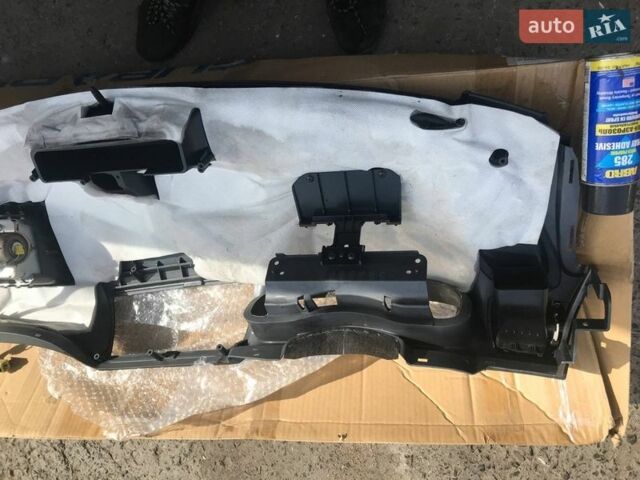 Сірий Субару Аутбек, об'ємом двигуна 2 л та пробігом 158 тис. км за 7500 $, фото 21 на Automoto.ua