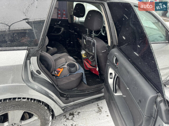 Сірий Субару Аутбек, об'ємом двигуна 2.46 л та пробігом 125 тис. км за 7797 $, фото 14 на Automoto.ua