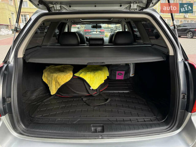 Сірий Субару Аутбек, об'ємом двигуна 2.46 л та пробігом 244 тис. км за 5500 $, фото 29 на Automoto.ua