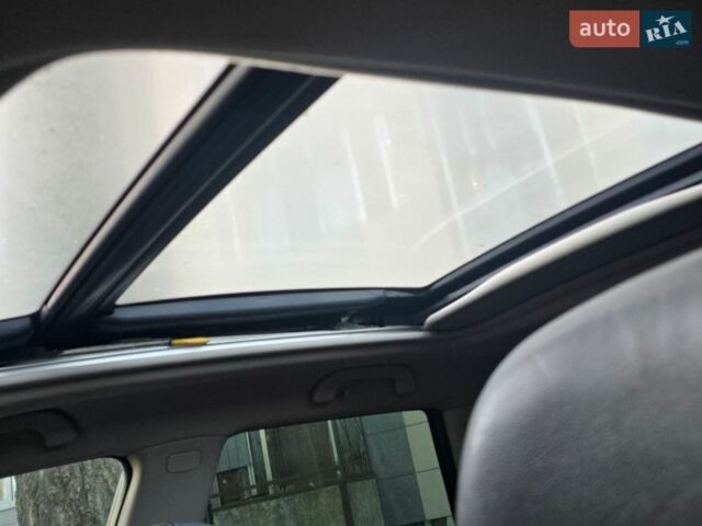 Сірий Субару Аутбек, об'ємом двигуна 3 л та пробігом 301 тис. км за 6300 $, фото 6 на Automoto.ua