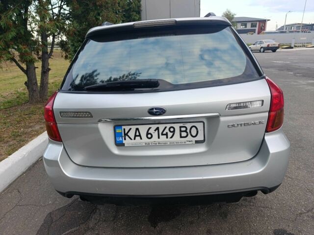 Серый Субару Аутбек, объемом двигателя 2.5 л и пробегом 180 тыс. км за 5500 $, фото 5 на Automoto.ua
