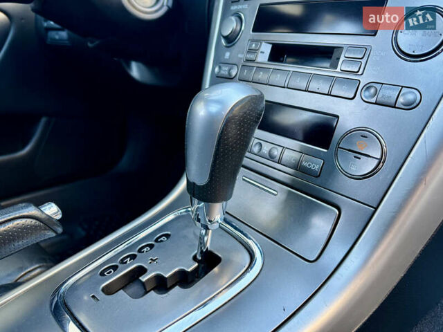 Серый Субару Аутбек, объемом двигателя 2.5 л и пробегом 245 тыс. км за 6350 $, фото 24 на Automoto.ua