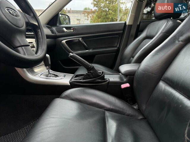 Сірий Субару Аутбек, об'ємом двигуна 2.46 л та пробігом 244 тис. км за 5500 $, фото 19 на Automoto.ua