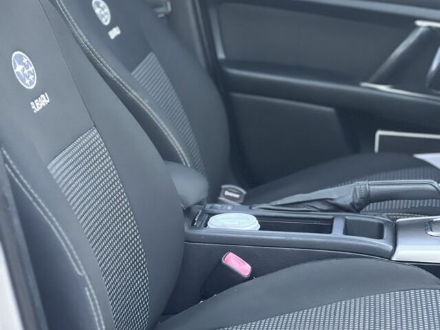 Серый Субару Аутбек, объемом двигателя 2.5 л и пробегом 310 тыс. км за 6500 $, фото 9 на Automoto.ua