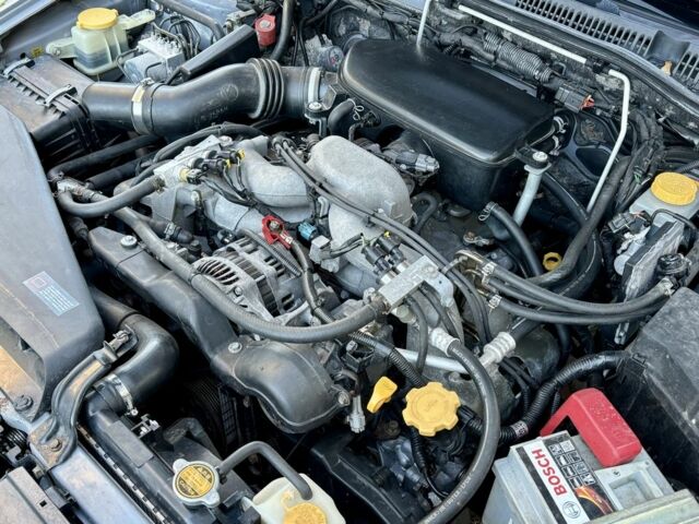 Серый Субару Аутбек, объемом двигателя 2.5 л и пробегом 245 тыс. км за 6350 $, фото 23 на Automoto.ua