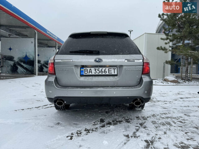 Сірий Субару Аутбек, об'ємом двигуна 2.46 л та пробігом 125 тис. км за 7797 $, фото 3 на Automoto.ua