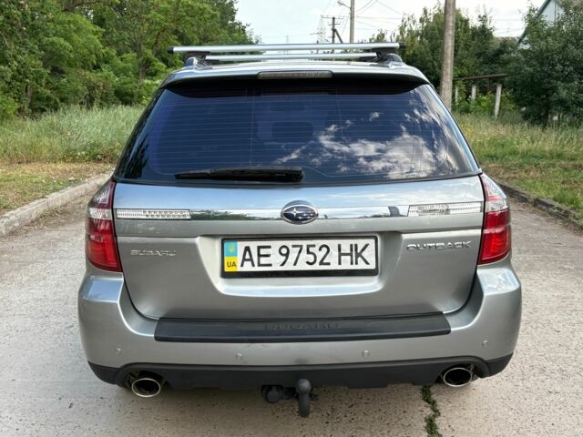 Сірий Субару Аутбек, об'ємом двигуна 2.5 л та пробігом 303 тис. км за 6499 $, фото 7 на Automoto.ua