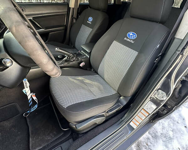 Сірий Субару Аутбек, об'ємом двигуна 2.5 л та пробігом 330 тис. км за 4700 $, фото 11 на Automoto.ua