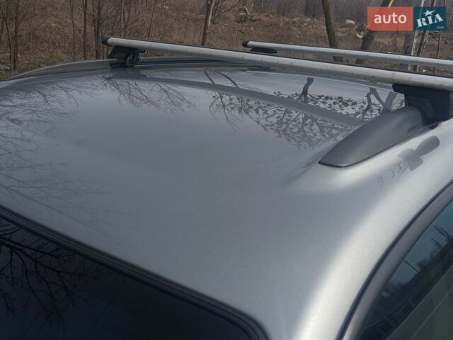 Сірий Субару Аутбек, об'ємом двигуна 2.46 л та пробігом 300 тис. км за 5700 $, фото 2 на Automoto.ua